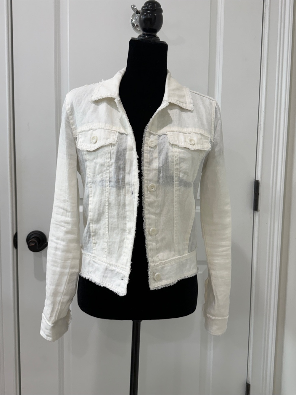White Women's Tommy Bahama Linen Jacket - Classic Lightweight Button-Up